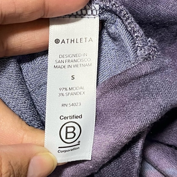 Athleta Purple Tie-Dye Long Sleeve Sweatshirt – Size Small - Picture 3 of 14